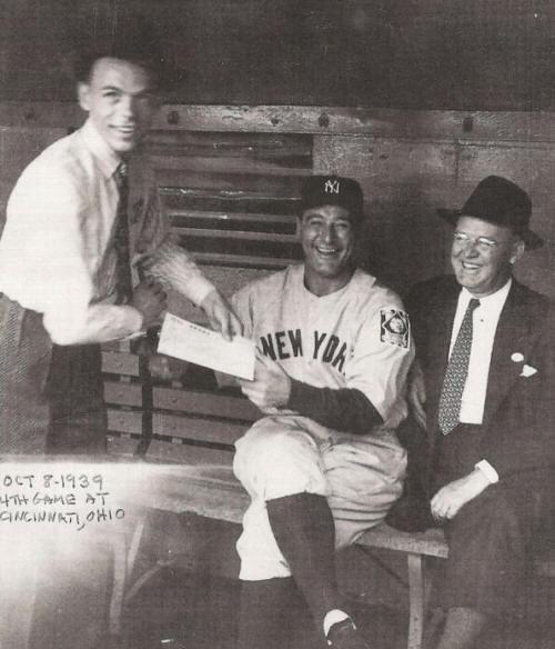 Frank Sinatra lūdz Lou Gehrig... Autors: GanjaGod Retas, vēsturiskas bildes 4. daļa