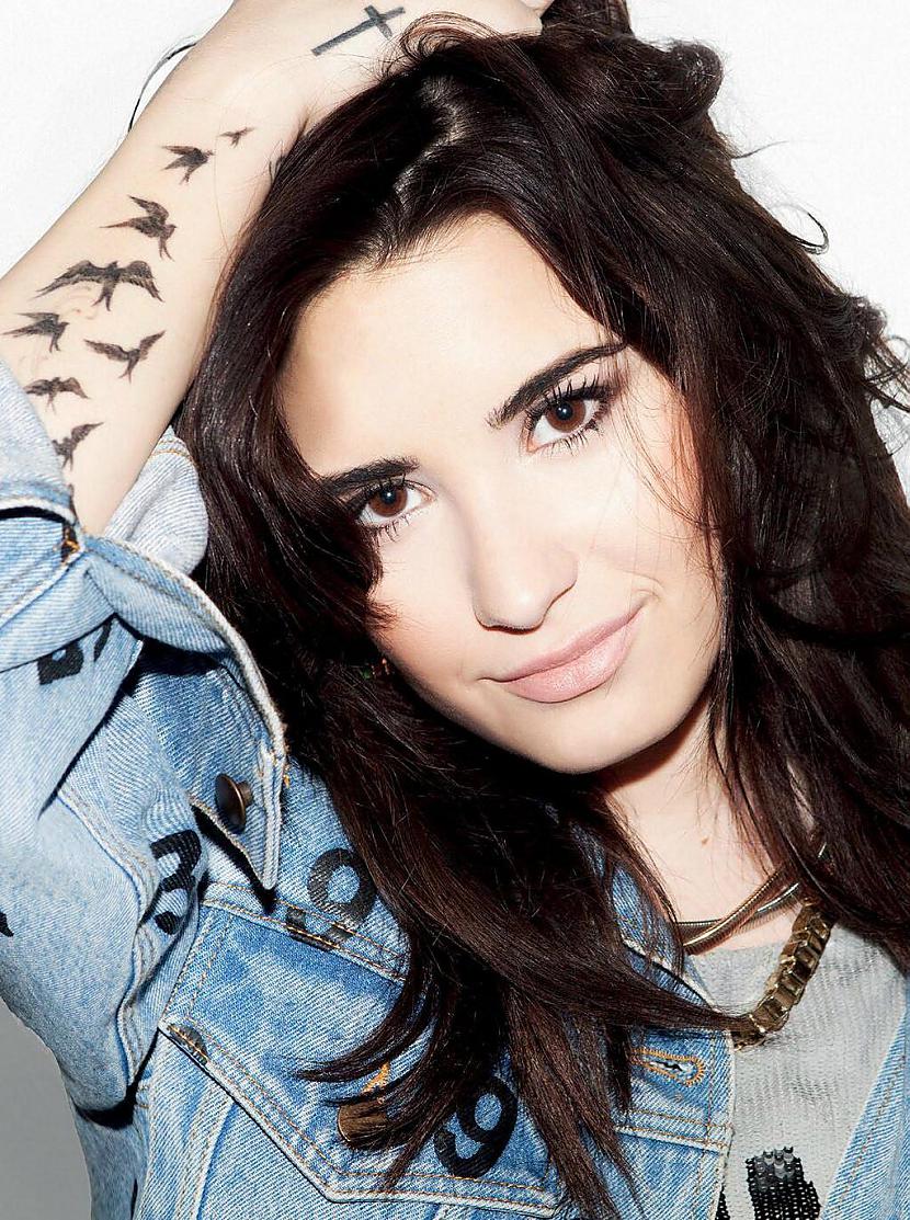  Autors: lolypapgirl Demi lovato