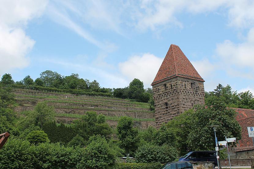 Klostera mūri redzami jau pa... Autors: Deony Maulbronnas klosteris (Kloster Maulbronn)