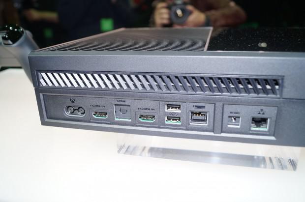 Xbox One atbalsta tikai HDMIJa... Autors: kabaumanis Lietas kas jāzin pirms pērc Xbox One!