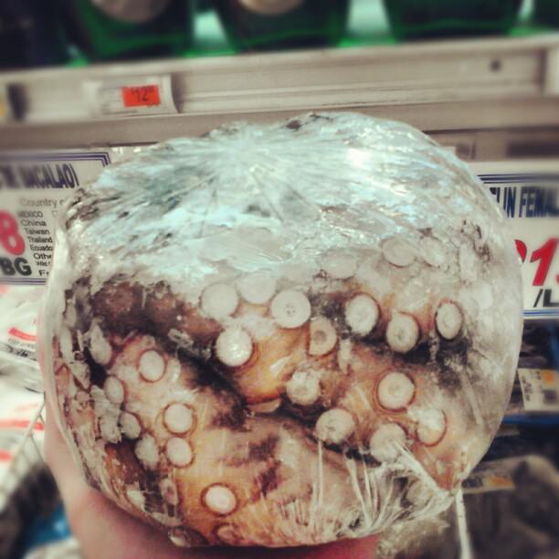Astoņkājis maisāMan vienīgajam... Autors: Uldis Siemīte Lietas Ķīnas veikalos.