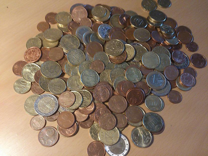 Visa nauda kopanbspyey Autors: Man vienalga Eiro monētu kolekcija!