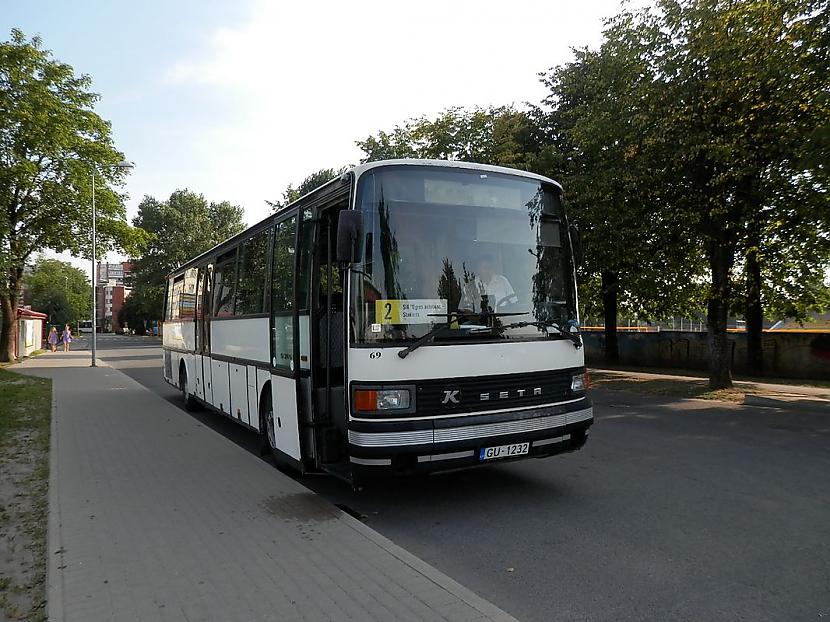 Setra S215UumlL Autors: bobija Rīgas mikroautobusu satiksme,Ogres autobuss un Ekspress Ādaži autobusi