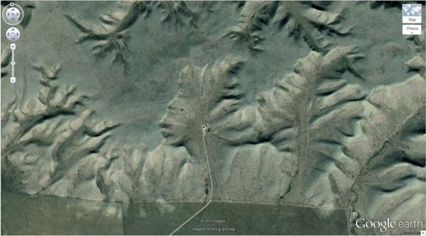 Badlandas sargi Kanāda Autors: minkans8 Aprīnojami google earth attēli