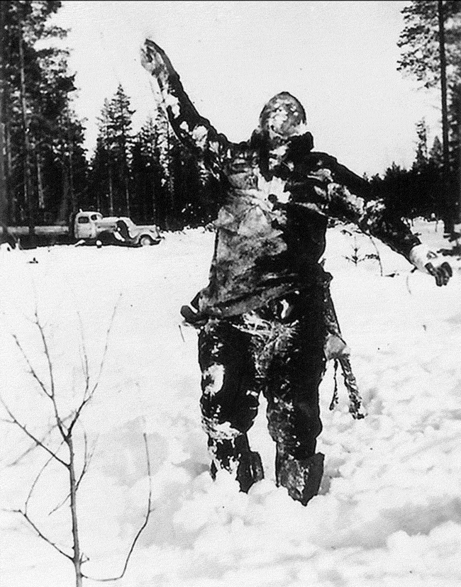 Somijas karaspēks novietoja... Autors: Edgarinshs Retas vēsturiskas fotogrāfijas