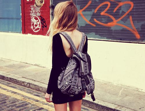 Backpack Autors: Briciitiis Back to school