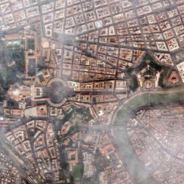 Vatikāna pilsēta Autors: bigbos Pasaulē populāras vietas no putna lidojuma.