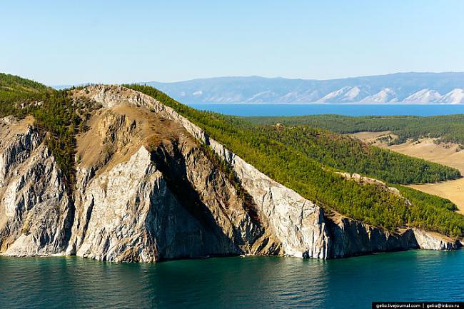  Autors: Hello Baikāla ezers un apkārtne no putna lidojuma.