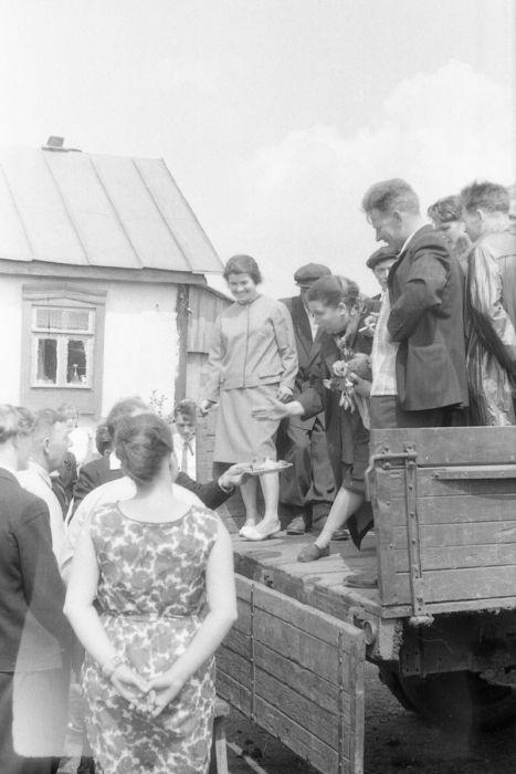  Autors: Hello Vēstures liecības,kāzas Krievijas ciematiņā 1964 g.PSRS laikos.