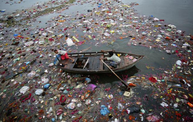  Autors: im mad cuz u bad Pretīgais piesārņojums Indijas upē