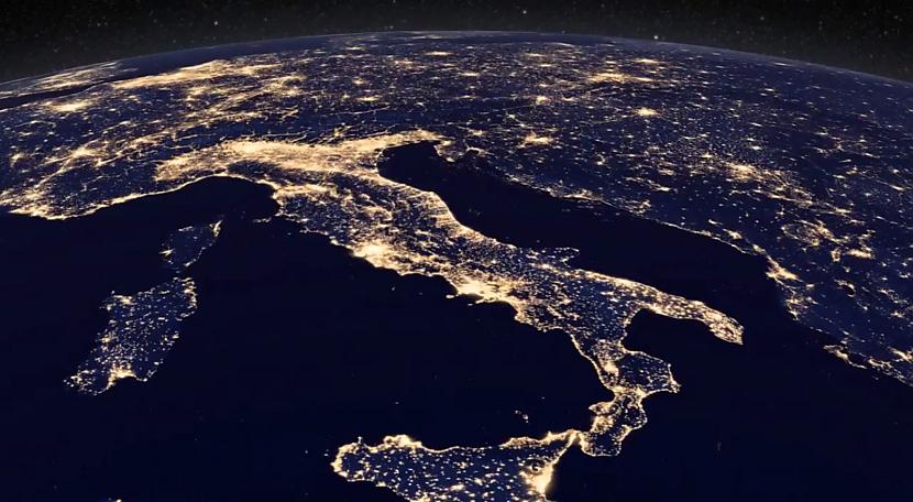Itālija un Eiropa nakts laikā... Autors: TestU mONSTRs Zeme tāda, kādu tu to neesi redzējis, un fakti, kurus neesi dzirdējis.