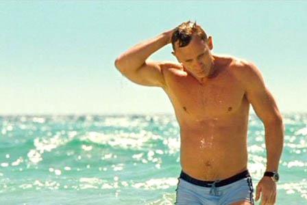  Autors: modesguru Daniels Kreigs/ Daniel Craig shirtless.