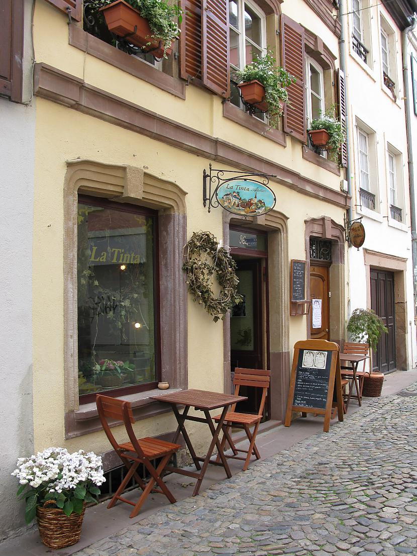 Kafejnīca Autors: Whitewingedangel Sema. 6. daļa