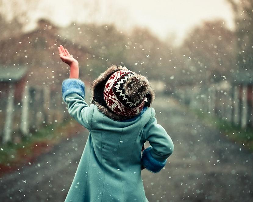  Autors: MsQueen Let It Snow!!! <3