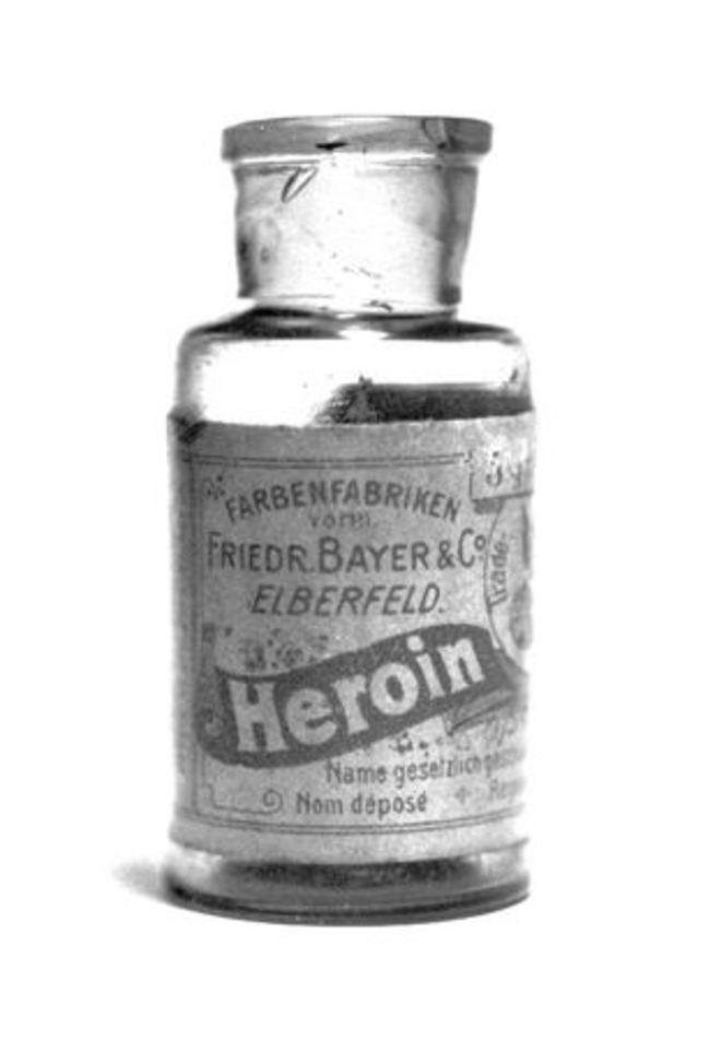 Heroīna un kokaīna sīrups... Autors: kaķūns Baisas ārstēšanas metodes, kuras kādreiz likās labas