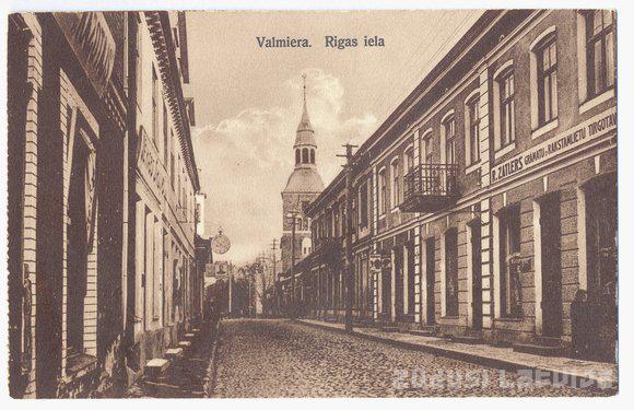 Rīgas iela tad Autors: Akmenī Valmiera 1930tajos