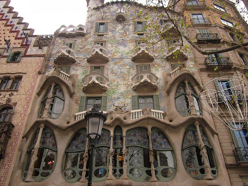 Beidzot nonākam līdz Gaudi... Autors: Fosilija Katalonija. Barselona. Gaudi. (1. diena)