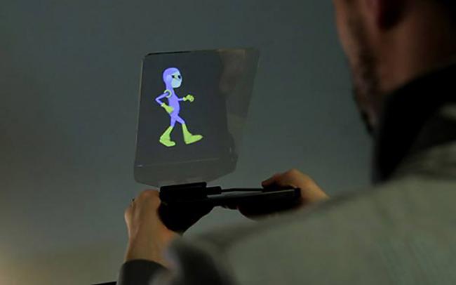  Autors: Datuvelv Pārvērt savu iPad par hologrāfisku projektoru!