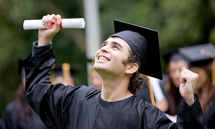 Students, kurš bāza mutē visu. :D