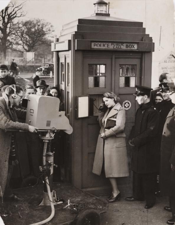 BBC filmē pirmo telefona... Autors: chakijs16 Ak šie 30-tie