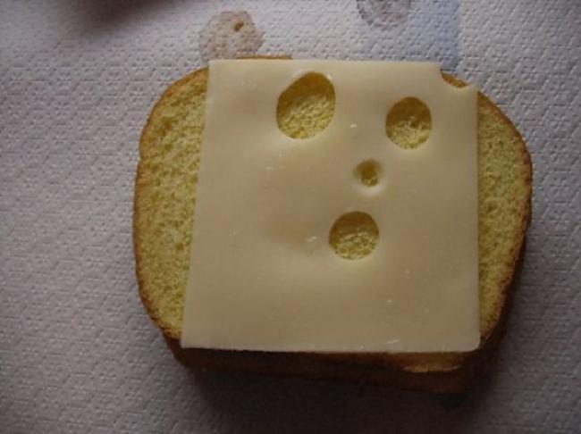 Izbrīnītais siers Autors: Lords Lanselots Tavs ēdiens uz Tevi glūn!!!