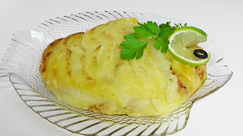 Zivju sacepums ar kartupeļiem Autors: Video Virtuve Zivju sacepums ar kartupeļiem