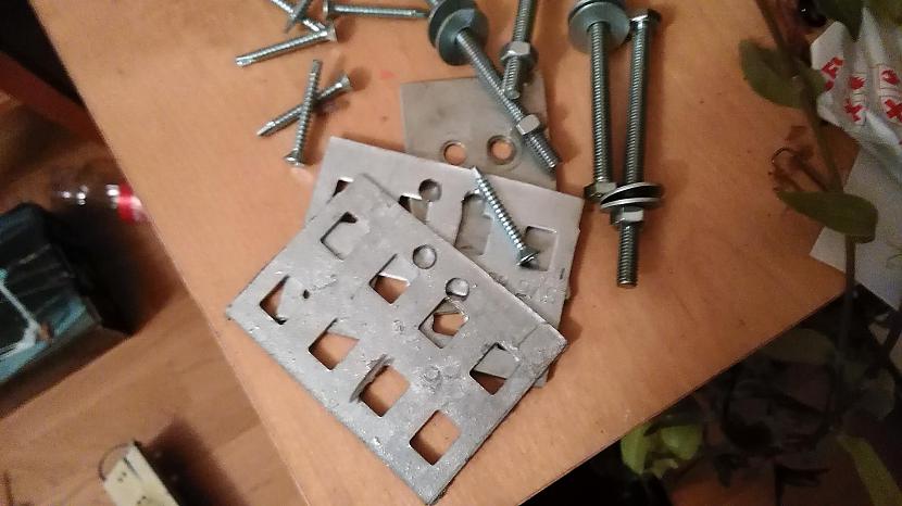 Tad paņēmu dzelzīscaronus... Autors: Emchiks Scootera atdzīvināšana