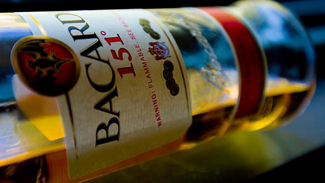 8  Bacardi 151  Šo dzērienu... Autors: Šķiedra 10 pasaules ņiprākie alkoholiskie dzērieni.