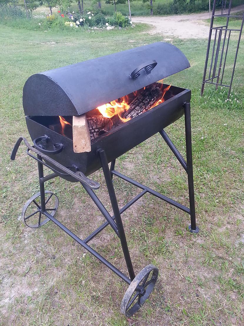 Paldies par uzmanību un novēlu... Autors: Fosilija Kā uztaisīt grilu uz riteņiem pirms Līgo!