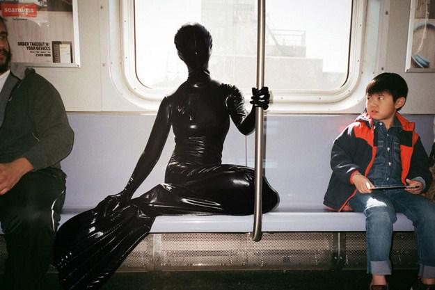  Autors: Edgarinshs Metro dīvaiņi