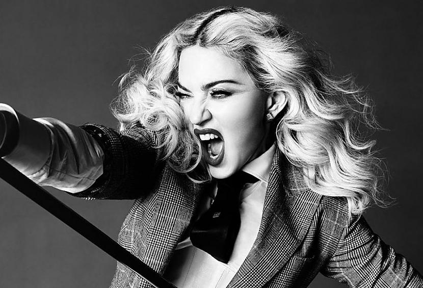 MadonnaMadonna Luīze Čikone ir... Autors: REDĪSS 5 sievietes ,kas mainīja pasauli 2.daļa