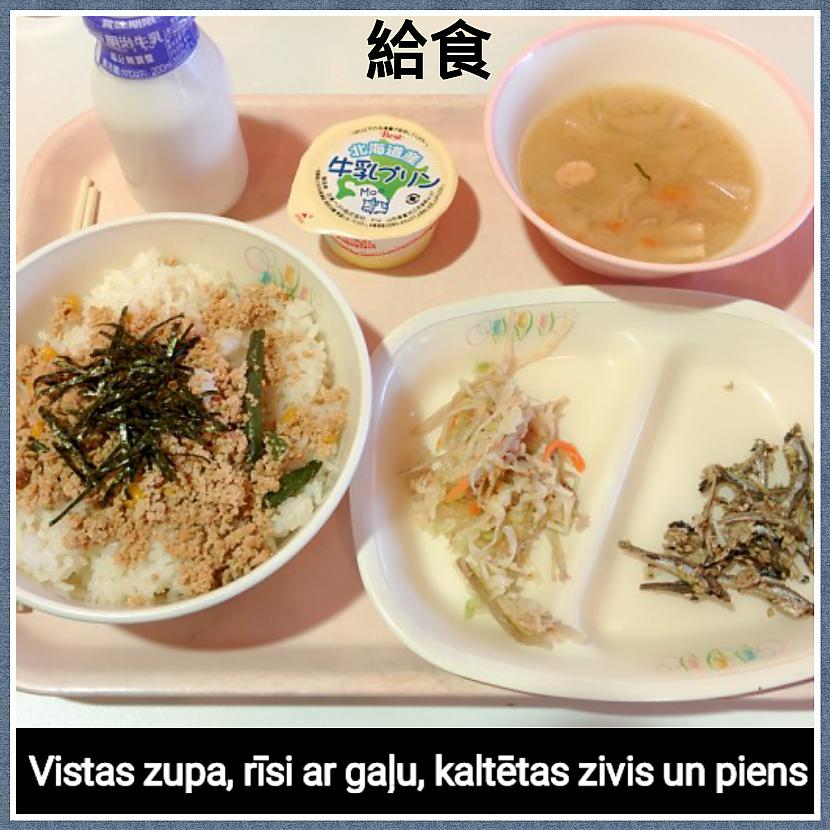Rīsi ar dārzeņiem brokoļi un... Autors: ghost07 Ko dod ēst bērniem Japāņu skolās