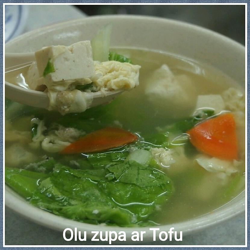 Olu zupa ar Tofu gabaliņiem Autors: ghost07 Ko dod ēst bērniem Japāņu skolās