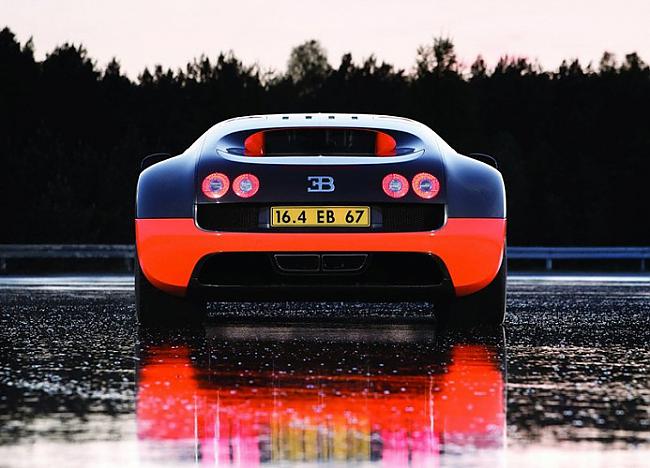  Autors: autodromslv Bugatti Veyron apkopes izdevumi