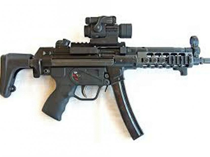 MP5 Autors: riko112 Ieroči:MP5