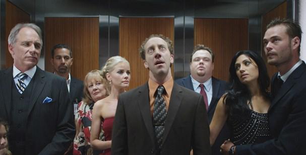 Kad ieej liftā un tur ir daudz... Autors: Moonwalker Pamācība, kā troļļot cilvēkus liftā.