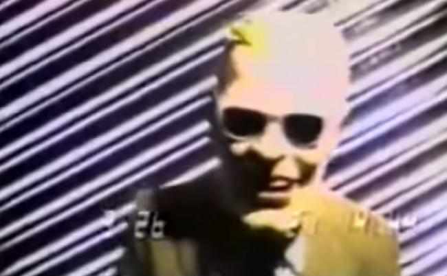 2 Max Headroom nbsp1987 gada... Autors: WhatDoesTheFoxSay Biedējošākie video internetā, kas tevi iedzīs ārprātā.
