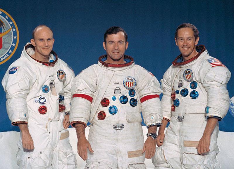 Apollo 16 komandanbsp12... Autors: SnYx Mazas bildes ar lielu vēsturi (4)