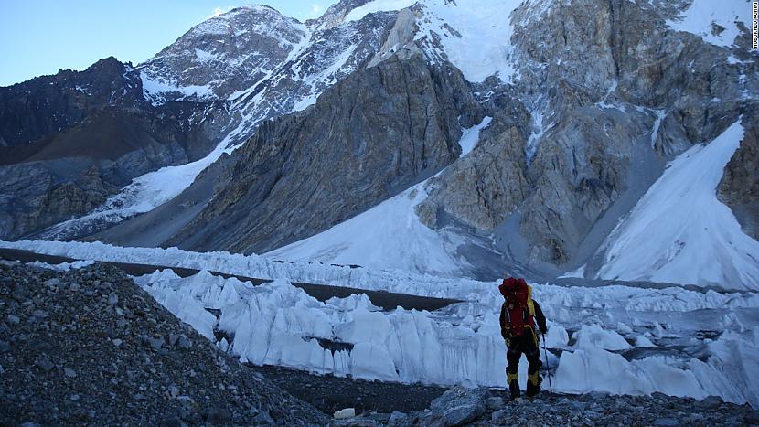 Kurikis mēģinās kāpt Everestā... Autors: silenceYM Japāņu kalnu kāpējs gatavojas veikt savu piekto mēģinājumu, pārvarēt Everestu!