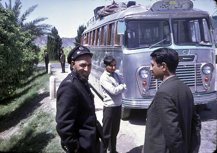 Pietura autobusa ceļojumānbsp Autors: Laitinen Afganistāna 20.gs. 60-tajos gados