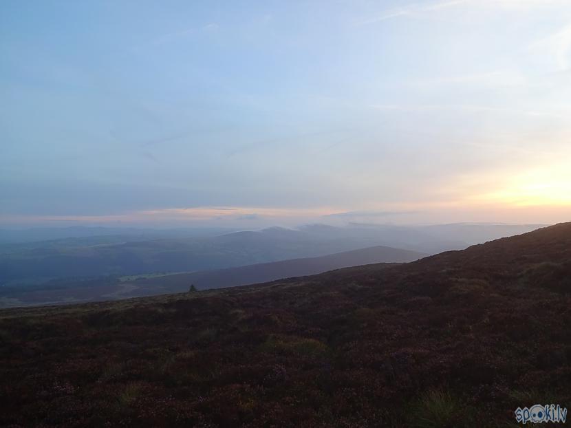 Tā izskatās kalni no rīta Autors: kmihs Berwyn - pastaiga kalnu ganībās