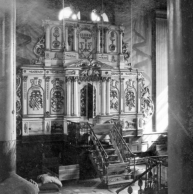 Supermega vērtīgs fotouzņēmums... Autors: Boleslavs89 Sinagogas (Saldus) interjers