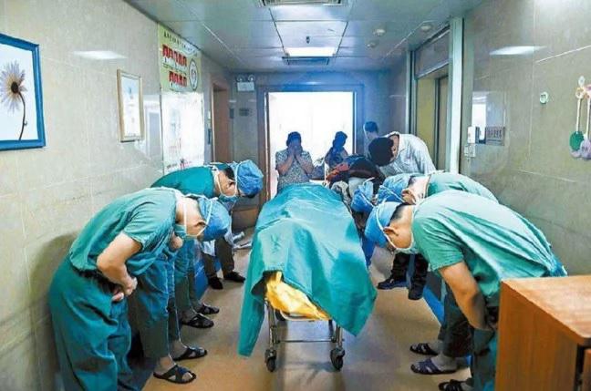 Dakteri kādā Ķīnas slimnīcā... Autors: starmen Ko aklais var saredzēt un kurlais sadzirdēt?