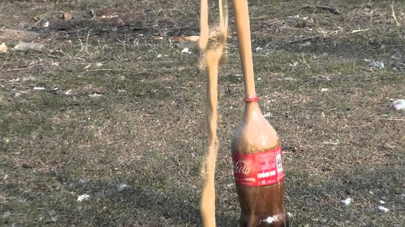  Autors: razor25 Coca cola un mentos