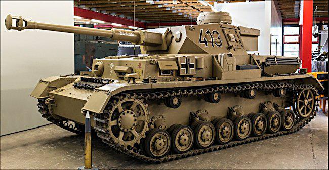 Scarono vācu Panzerkampfwagen... Autors: DamnRiga Vācu tanki, kas pārdzīvojuši karu.