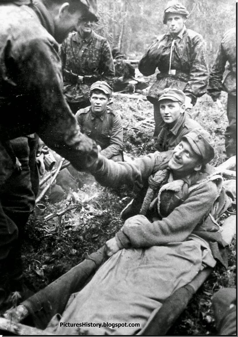 Karavīrs no 6 SS kalnu... Autors: DamnRiga Retas vēsturiskas fotogrāfijas. Otrā daļa.