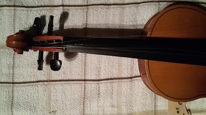 Lielālā trobele vijoles... Autors: Zviedriete Pasūtījumi no ebay jeb kā labot vijoli