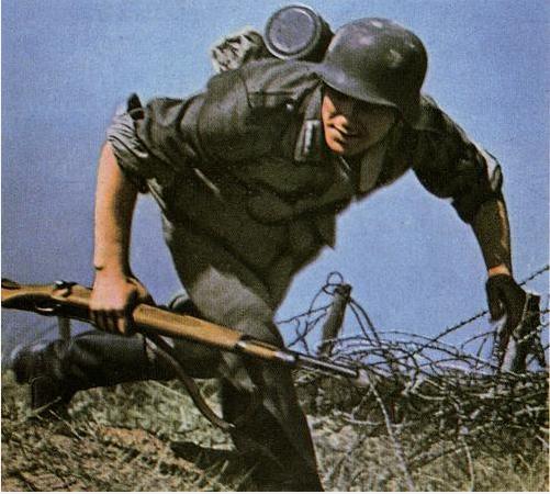 Pazīstama bilde tikai... Autors: KrisjanisOzols Retas un krāsainas otrā pasaules kara bildes. Otrā daļa.