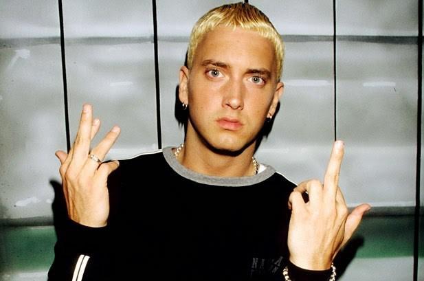 Eminemam patīk kad viņscaron... Autors: Fosilija Fakti par Eminemu.