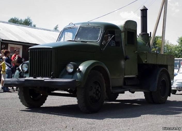  Autors: Klusais vājprāts GAZ 51 GAZ 63  (1946 g. - 1975 g.) 2